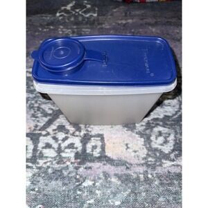 TUPPERWARE Cereal Pour N Store Storage Container - Bold N Blue Seal 469-9 470-14